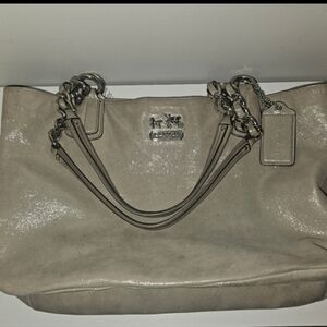 Coach 2011 G1194-18694 Chelsea East West Champagne Shimmer Leather Shoulder Bag